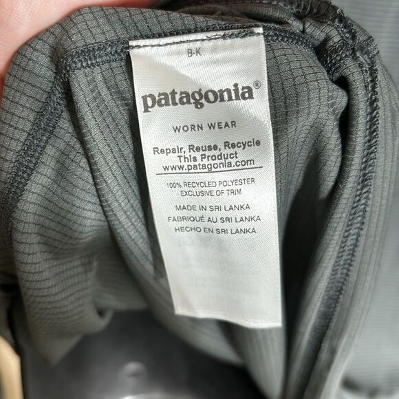 Patagonia lightweight capilene baselayer men’s dark grey subtle striping xl - Picture 5 of 6